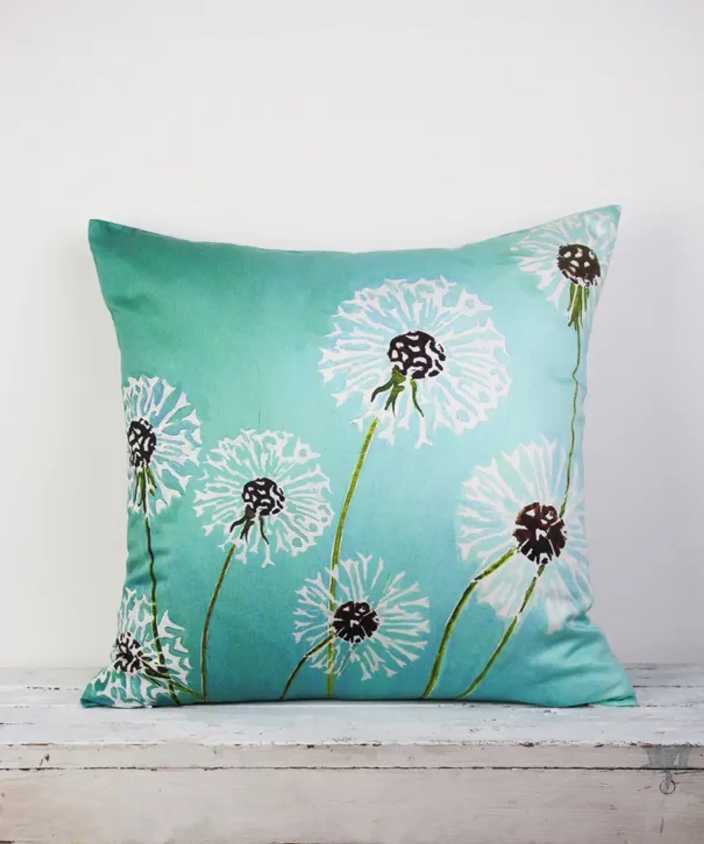 Decorative Reversible Throw Pillow Cover – 18” Square with Zipper Closure India & Purry