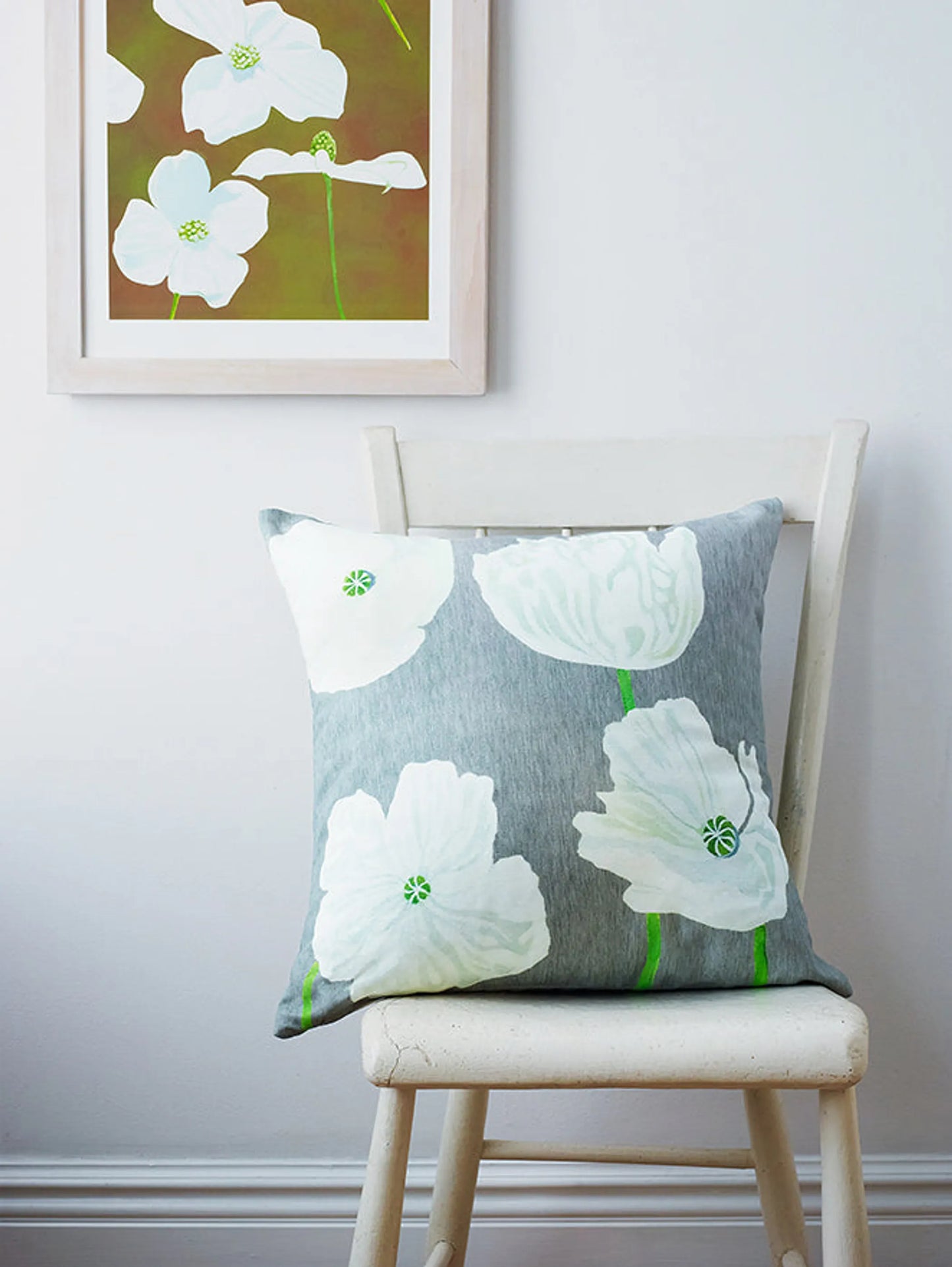 Decorative Reversible Throw Pillow Cover – 18” Square with Zipper Closure India & Purry