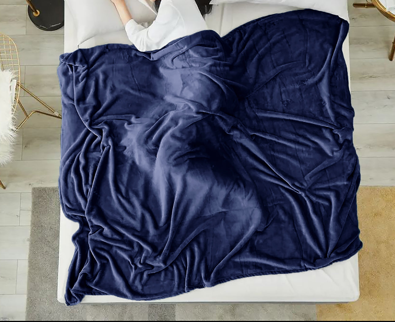 Queen Size Navy Microfiber Blanket – Soft, Cozy & Everyday Comfort Homemartgoods