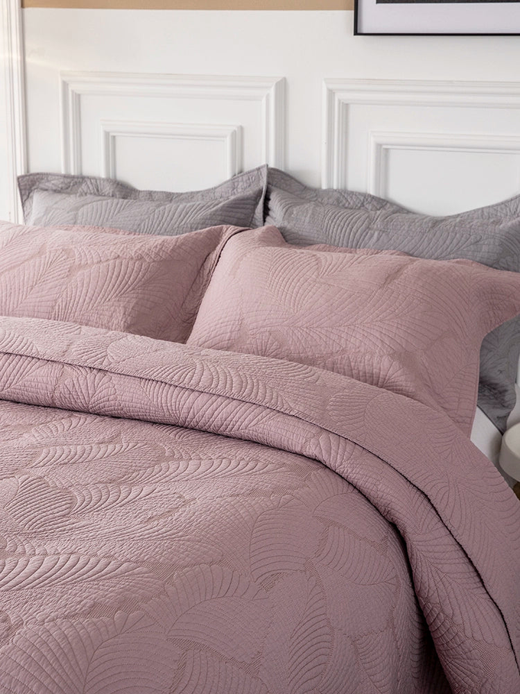 Luxury Palm Leaf Embroidered Cotton Bedspread – Soft, Elegant & Reversible LUXHOME