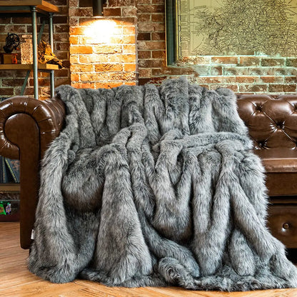 LUX Soft Faux Fur Blanket – Cozy, Warm & Ultra-Plush LUXHOME
