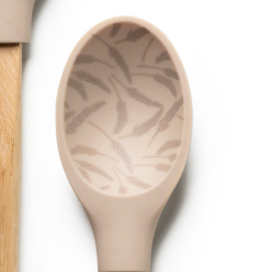 Krumbs Kitchen® Farmhouse Silicone Spoon Mitten Makers Market